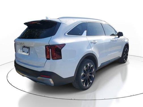 2025 Kia Sorento EX