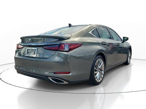 2023 Lexus ES 350 Ultra Luxury