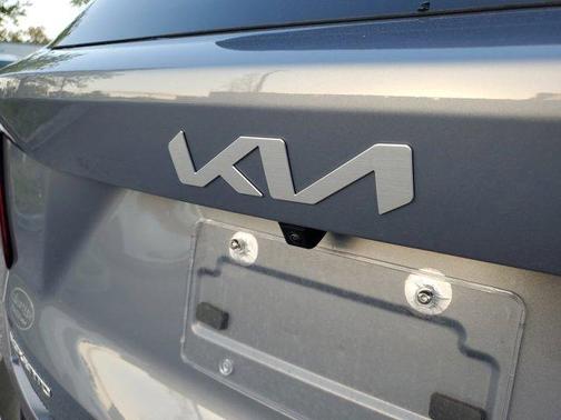 2025 Kia Sorento LX