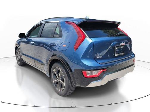 2025 Kia Niro SX