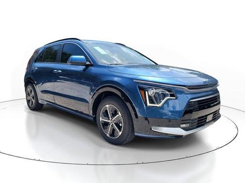2025 Kia Niro SX