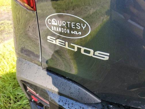 2025 Kia Seltos S