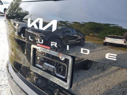 2025 Kia Telluride LX