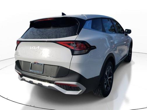 2025 Kia Sportage EX