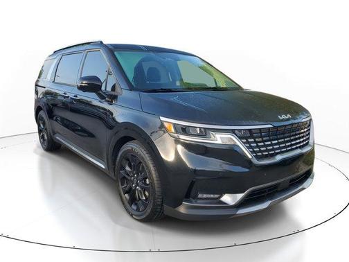 2023 Kia Carnival SX