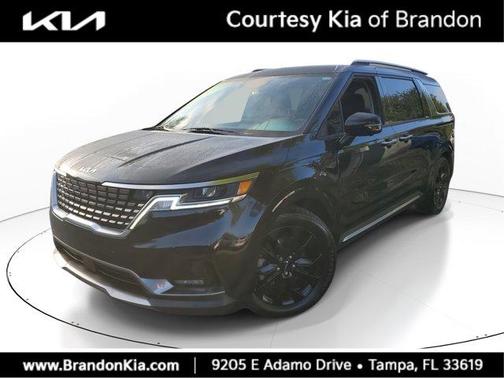2023 Kia Carnival SX