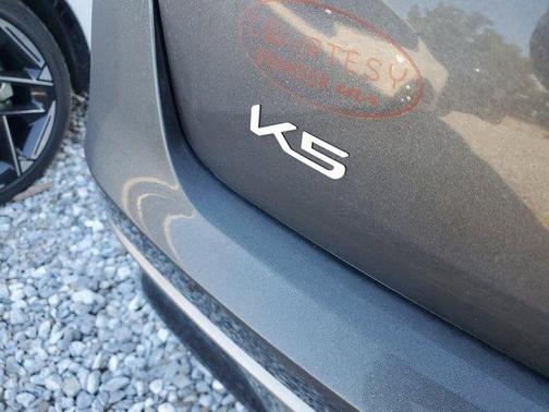2026 Kia K5 EX