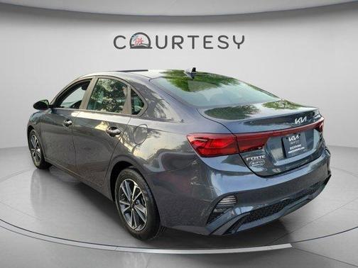 Gravity Gray 2023 Kia Forte LXS