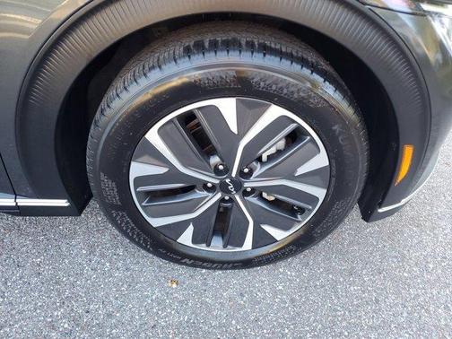 2024 Kia EV6 Light Long Range