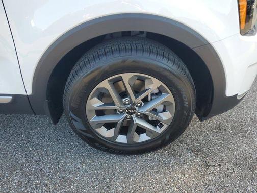 2025 Kia Telluride LX