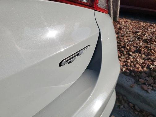 2022 Kia K5 GT