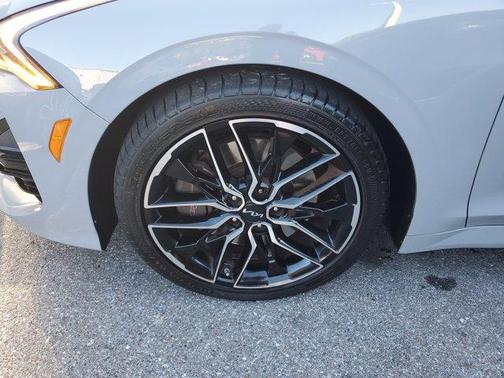 2022 Kia K5 GT