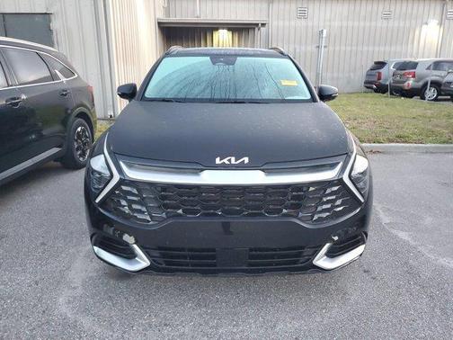 Ebony Black 2024 Kia Sportage SX