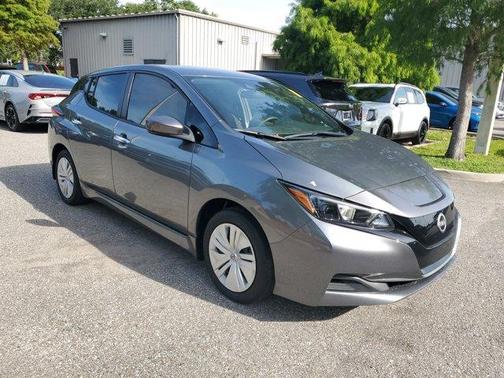 2023 Nissan Leaf S