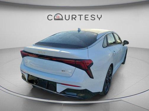 Snow White Pearl 2026 Kia K5 GT-Line