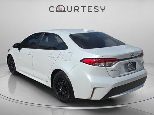 2022 Toyota Corolla Hybrid LE