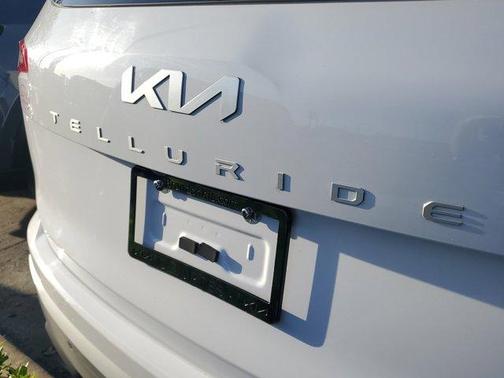 2024 Kia Telluride LX