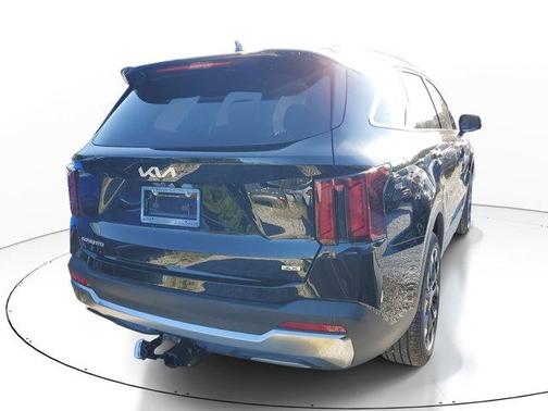 2025 Kia Sorento EX