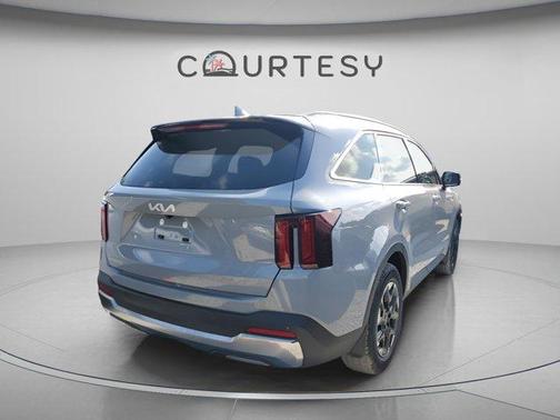 Wolf Gray 2026 Kia Sorento S
