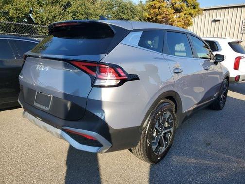 2025 Kia Sportage EX