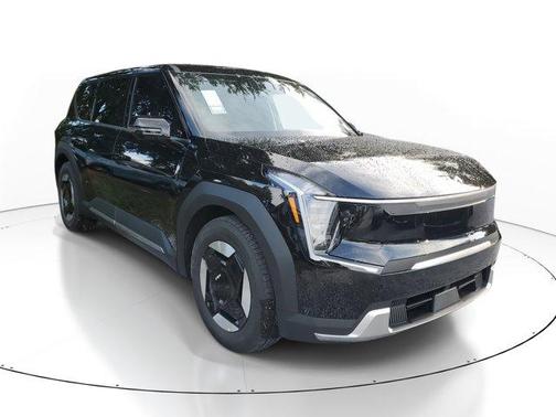 2026 Kia EV9 Light Long Range