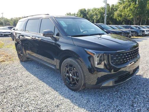 Aurora Black Pearl 2026 Kia Carnival SX