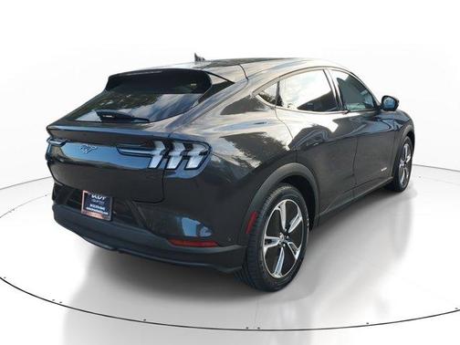 2022 Ford Mustang Mach-E Select