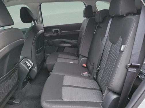 Ivory Silver 2026 Kia Sorento LX