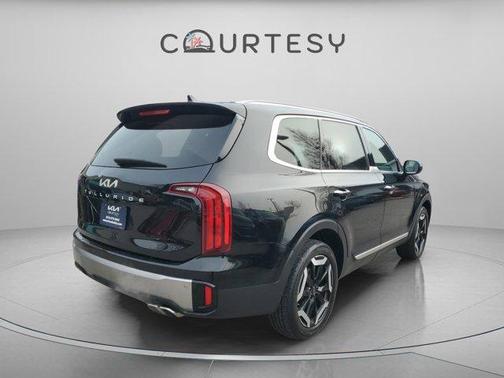 2025 Kia Telluride S