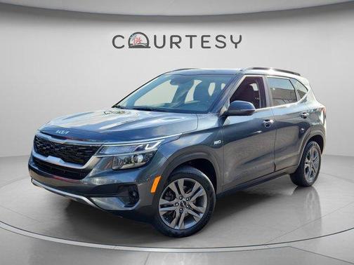 Gravity Gray 2023 Kia Seltos S