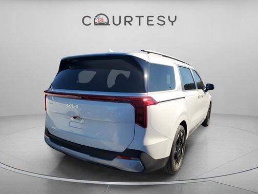 2026 Kia Carnival EX