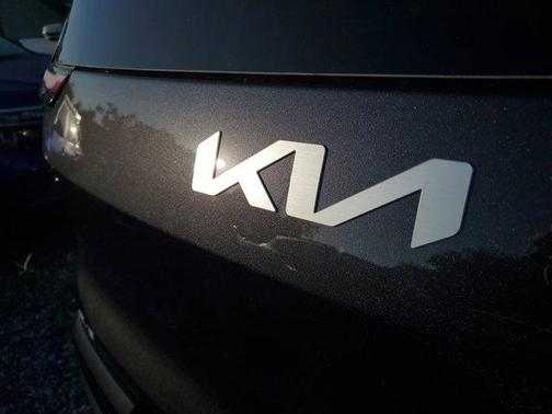 2026 Kia EV9 Light Long Range