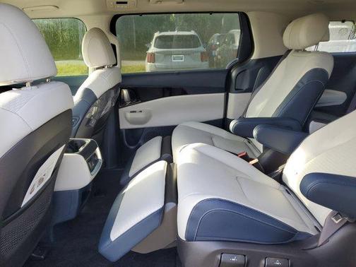 2025 Kia Carnival Hybrid SX Prestige
