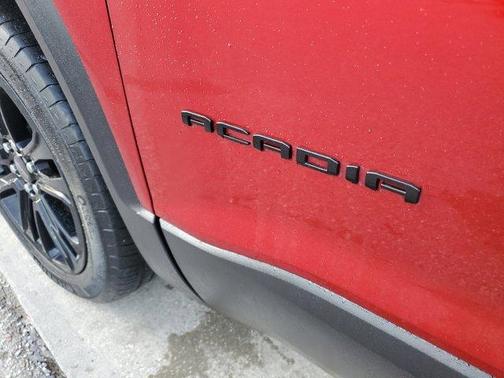 2021 GMC Acadia SLT