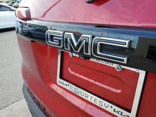 2021 GMC Acadia SLT
