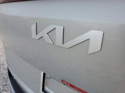 2025 Kia Carnival Hybrid EX