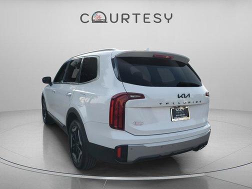 2023 Kia Telluride S