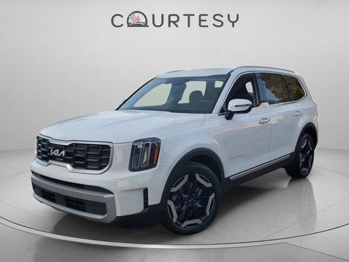 2023 Kia Telluride S