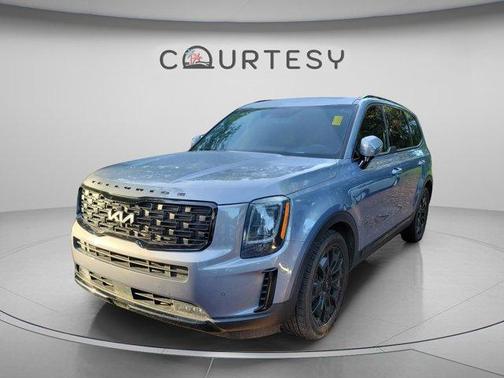 Everlasting Silver 2022 Kia Telluride SX