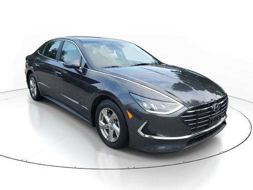 2022 Hyundai SONATA SE