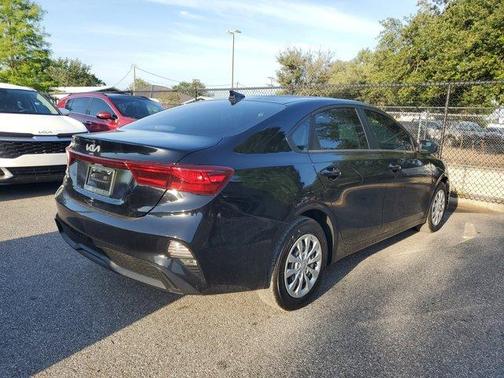 2024 Kia Forte LX