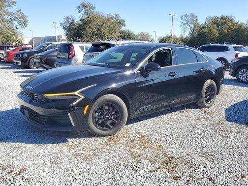 2026 Kia K5 LXS