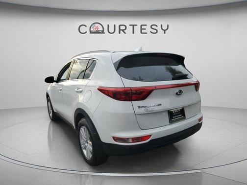 Clear White 2017 Kia Sportage LX