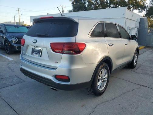 2019 Kia Sorento L