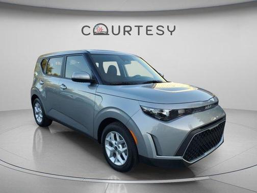 Steel Gray 2025 Kia Soul LX