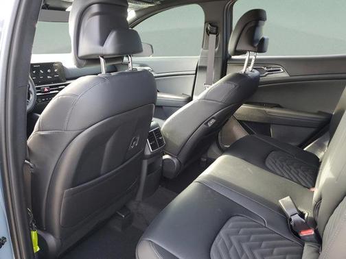 Heritage Blue 2026 Kia Sportage Hybrid X-Line