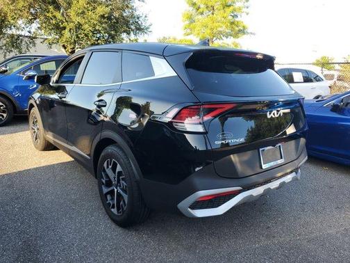 2025 Kia Sportage EX