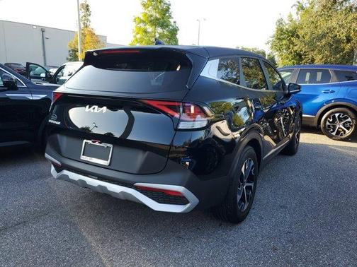 2025 Kia Sportage EX