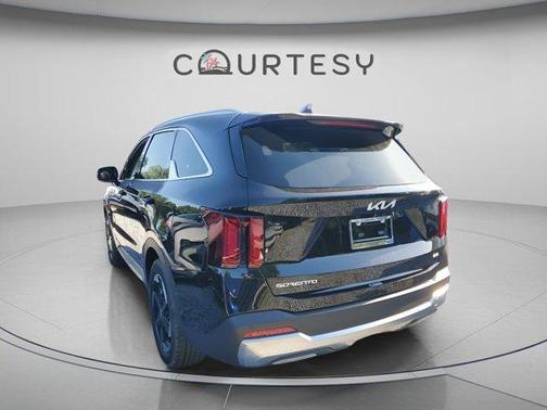 Aurora Black Pearl 2026 Kia Sorento Hybrid EX