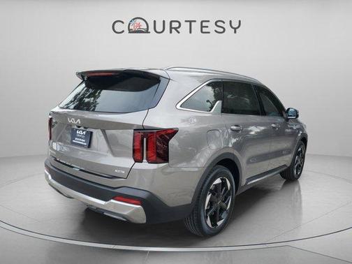 2025 Kia Sorento Plug-In Hybrid EX